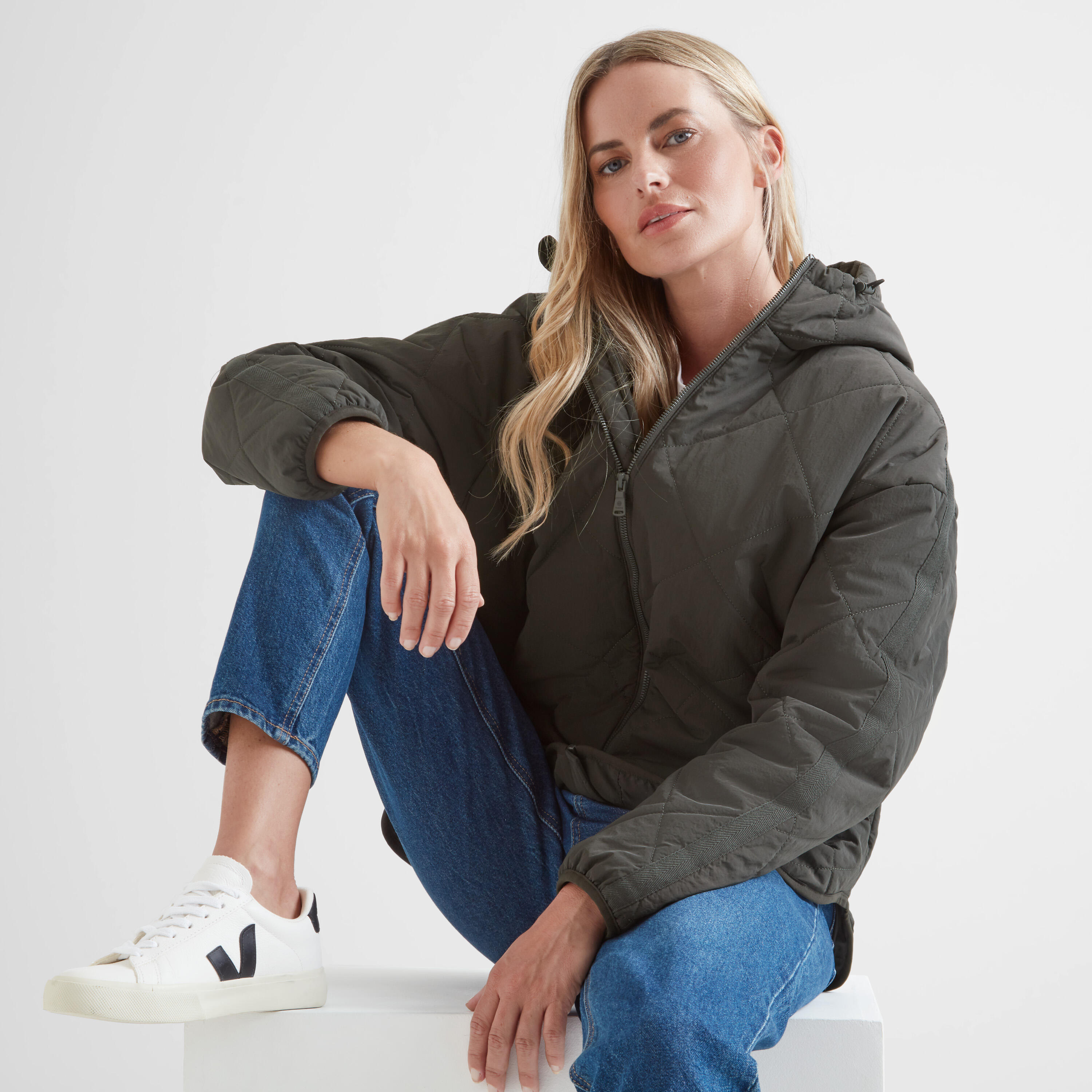 Orford Womens Hooded Packaway Padded Jacket 2/4