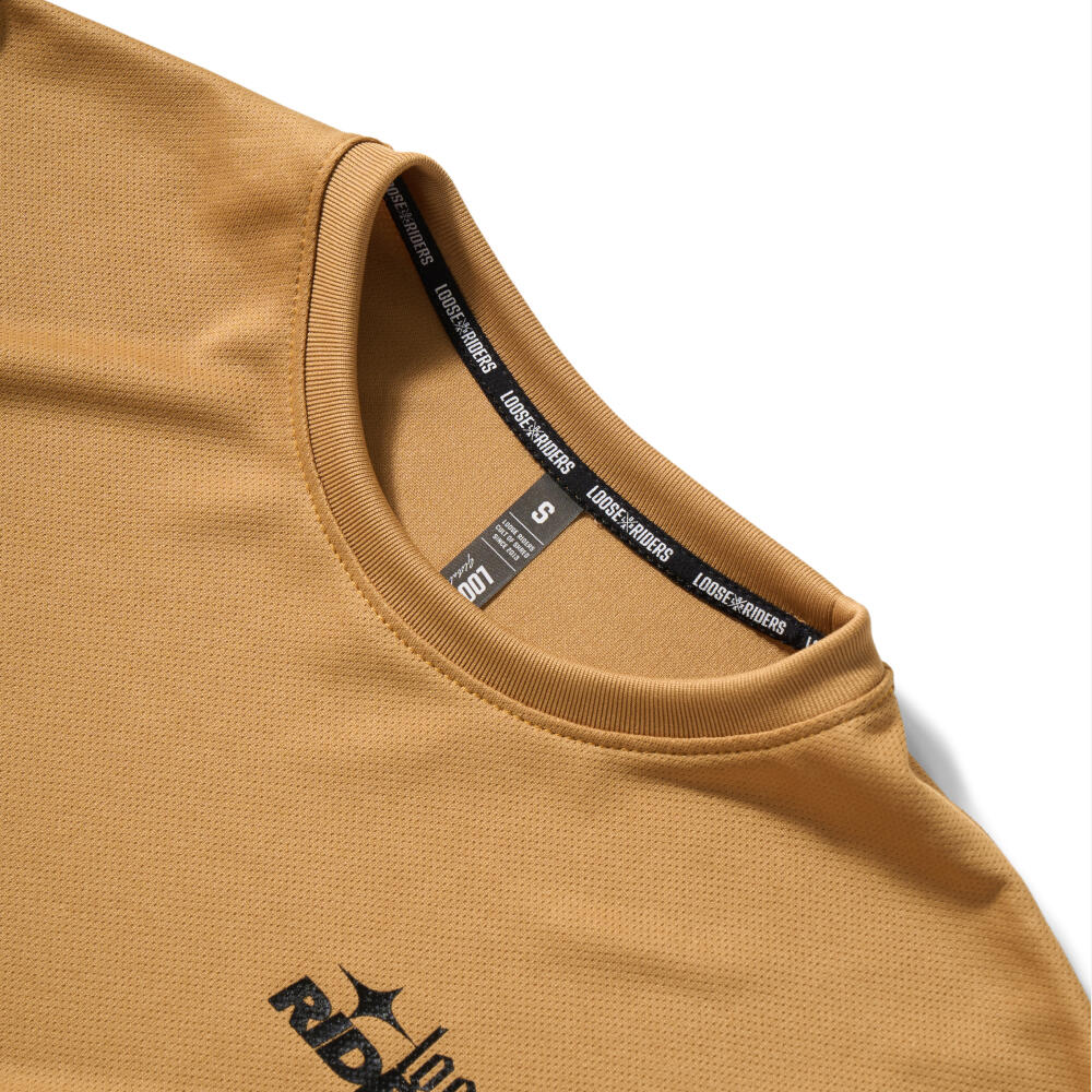 Essentials TW Tan 3/5