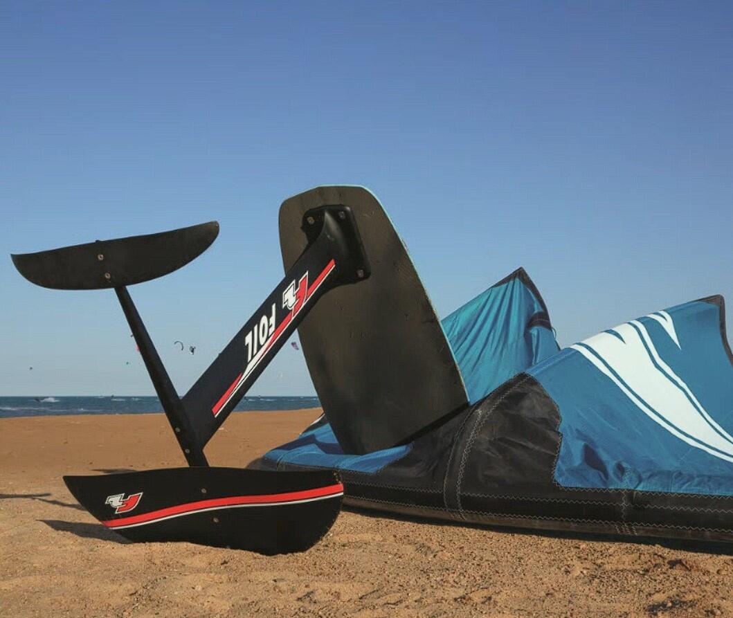 F2 Hydro Foil Full Carbon Kite Foil Set Schwarz Neues Modell 2025 3/7