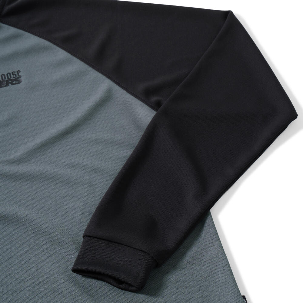 Essentials Grey Black 3/5