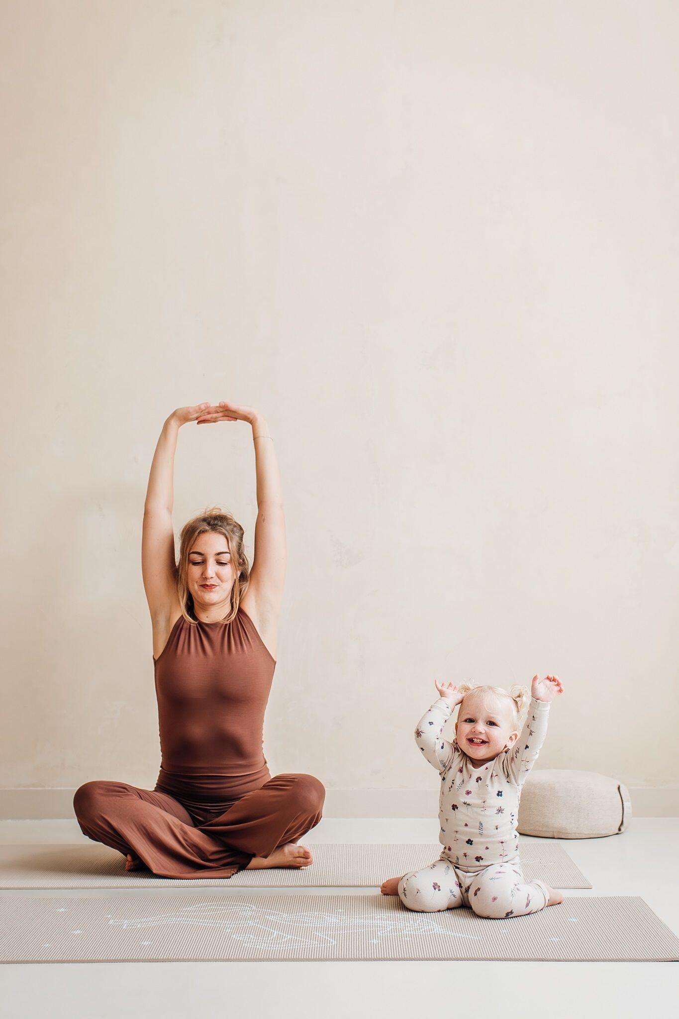 Lotus Kinder yogamat unicorn sand 3/5
