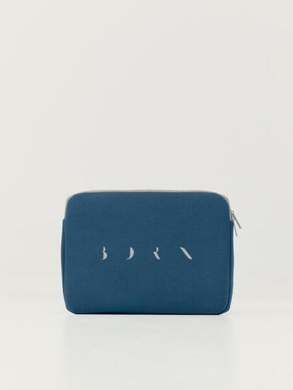 Custodia Born Custodia per computer Born Living Yoga