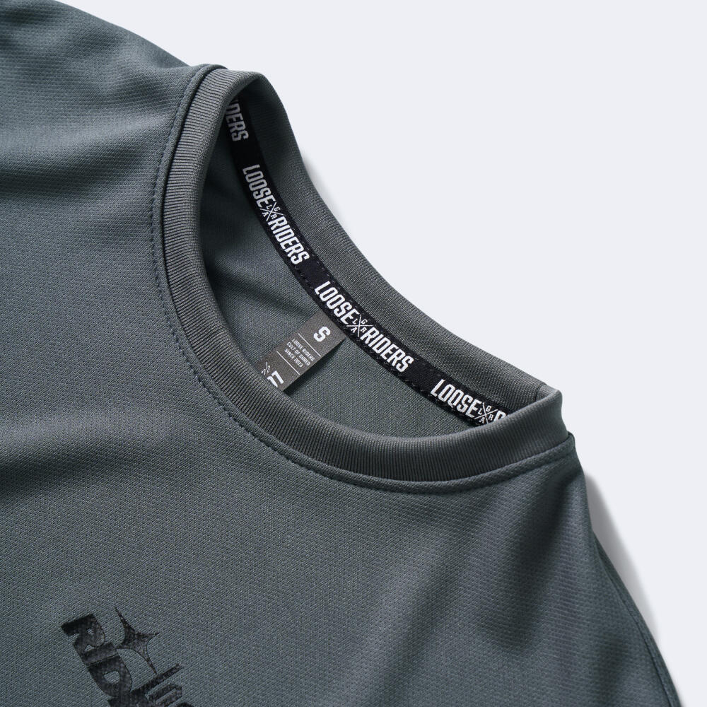 Essentials Grey 3/5