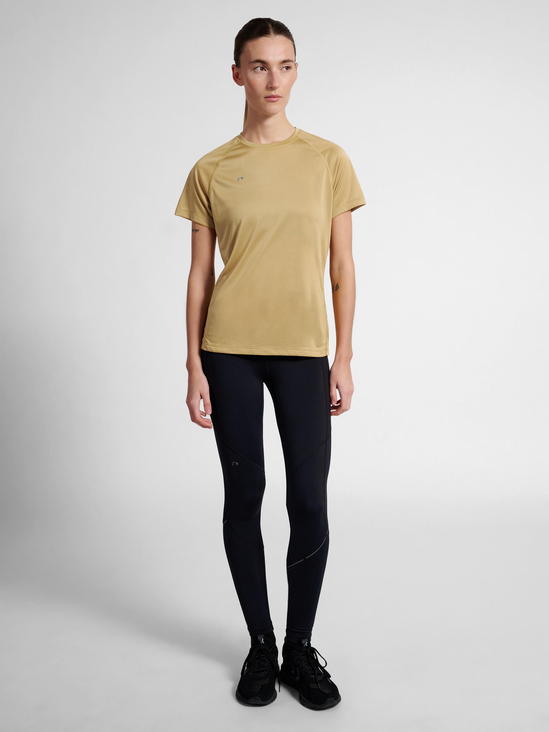 Camiseta Nwlbeat Ejecutar Mujer 3/7