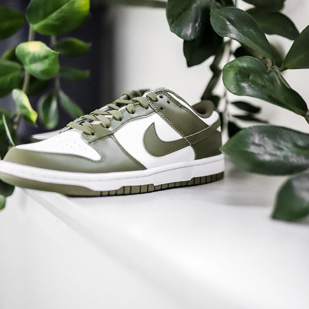 Nike Dunk low Medium Olive 6/7
