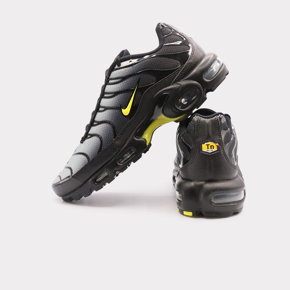 Nike Air Max Plus Black Opti Yellow 3/6