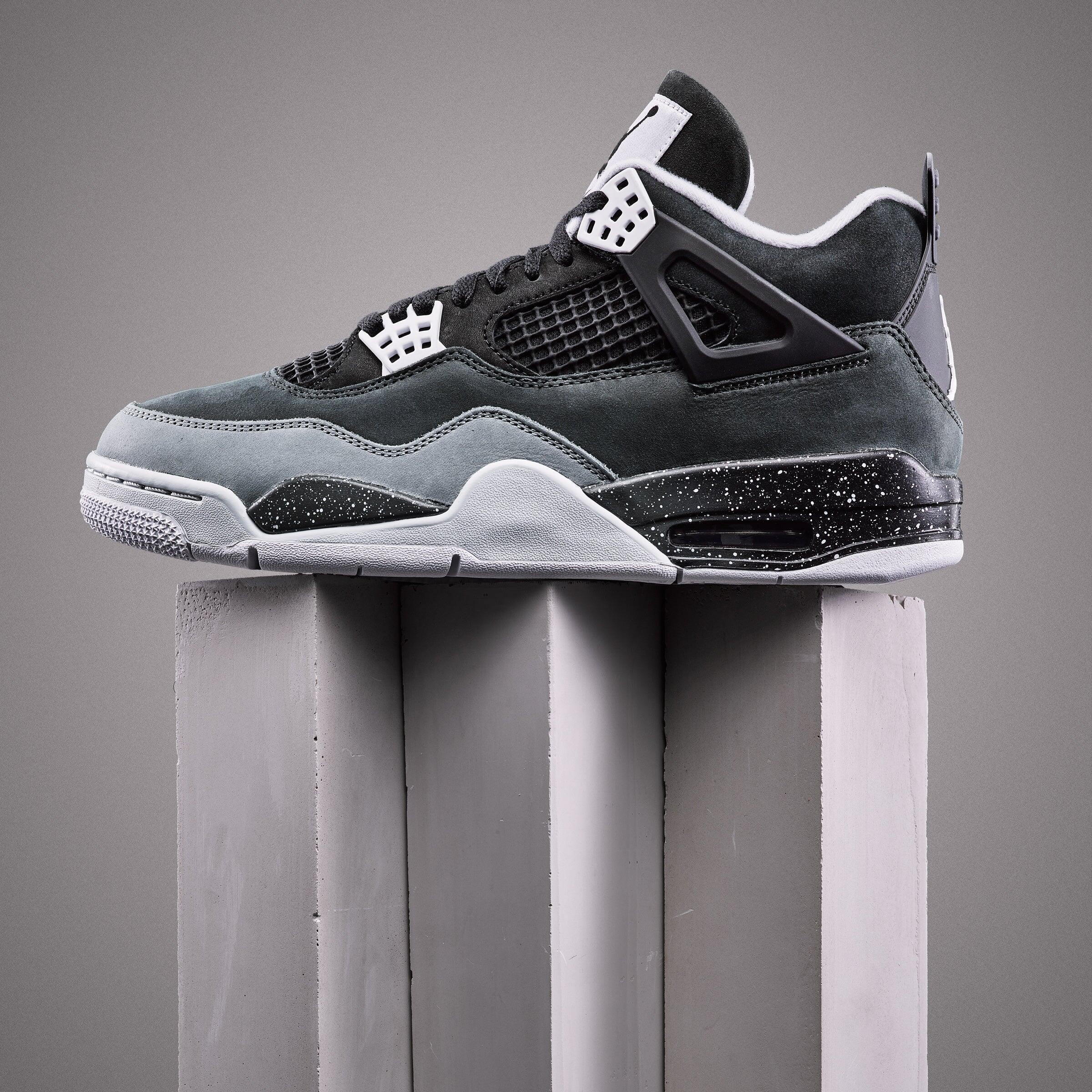 Nike Air Jordan 4 - Fear (2024) 5/7