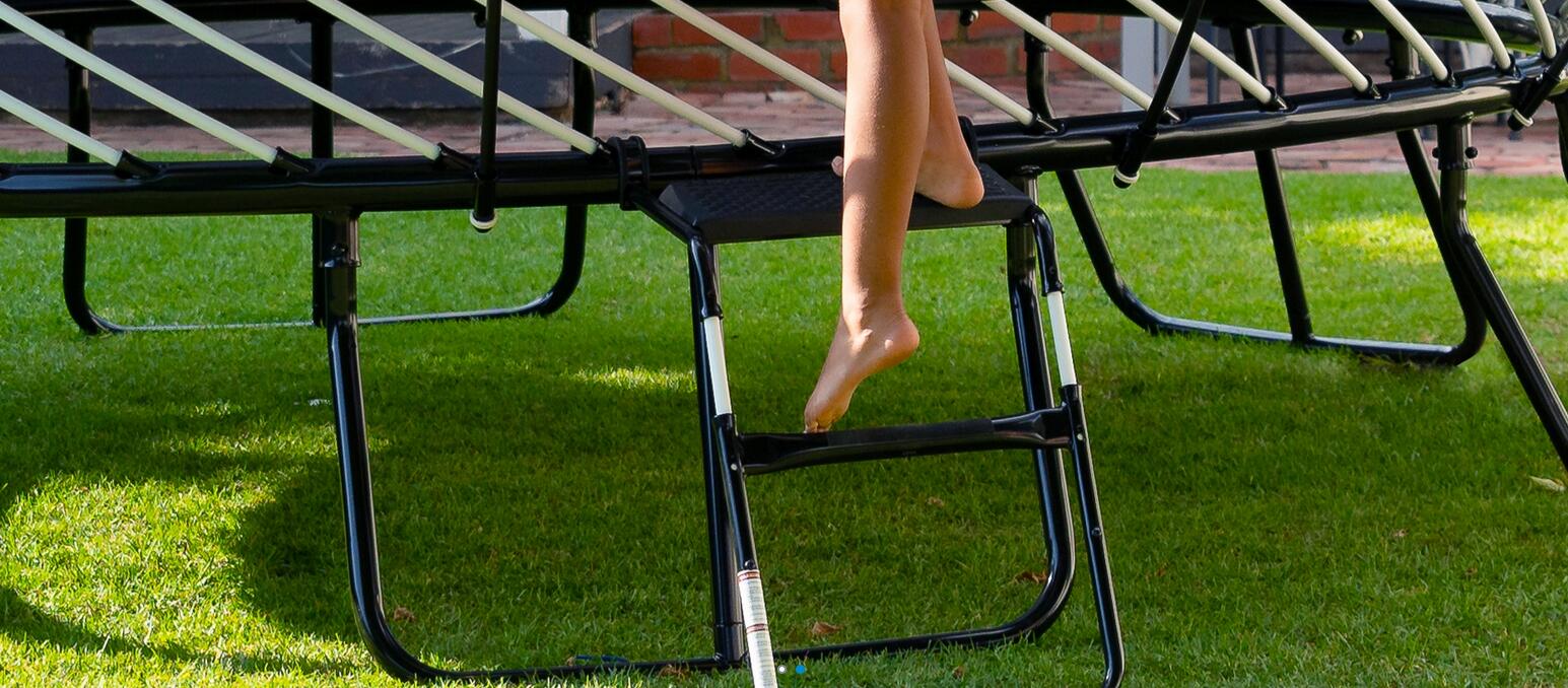 Ladder Trampoline Springfree Trampoline Ladder FlexrStep 2/3