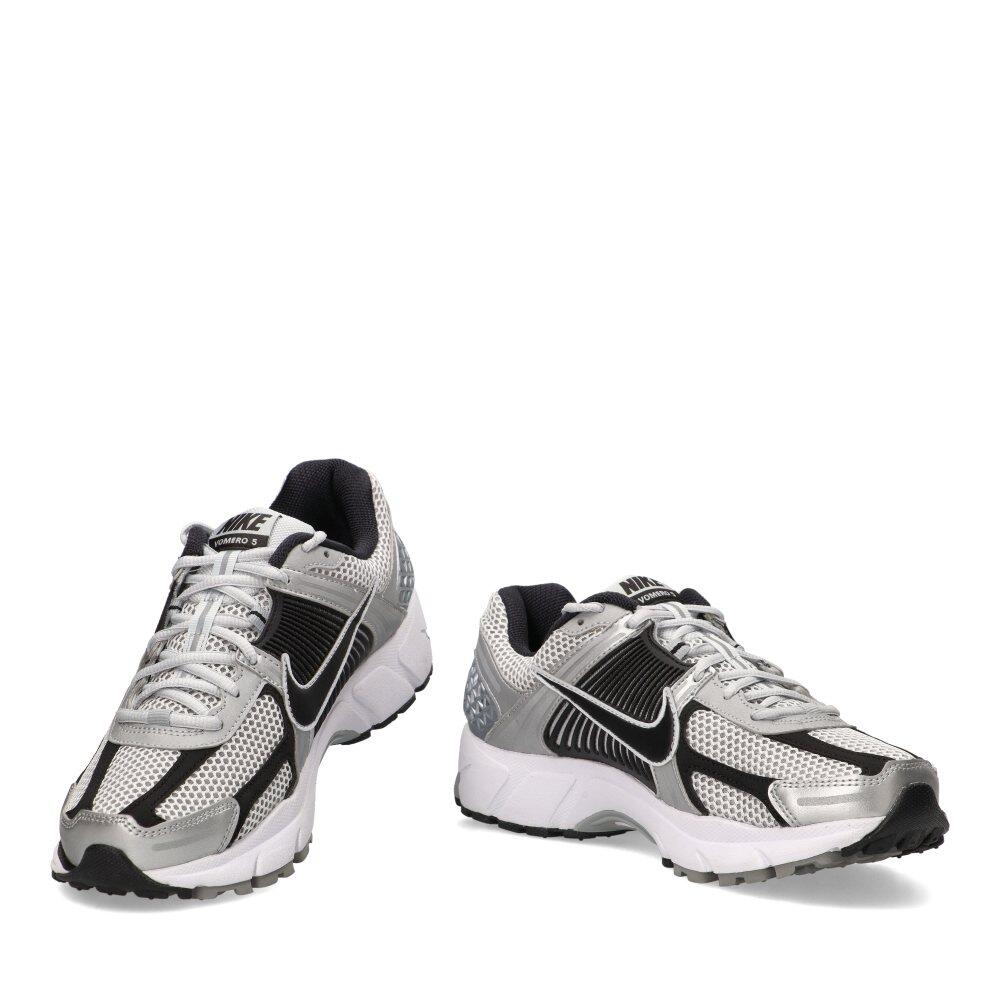 Nike Zoom Vomero 5 Metallic Silver Black 5/6