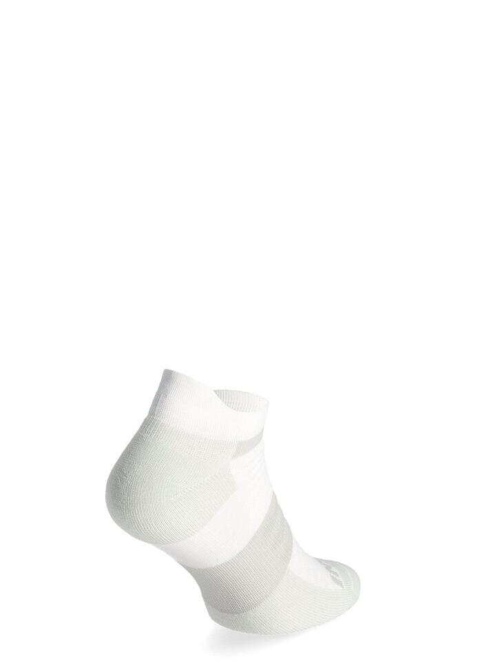 Skarpety Inov-8 Active Low - white/light