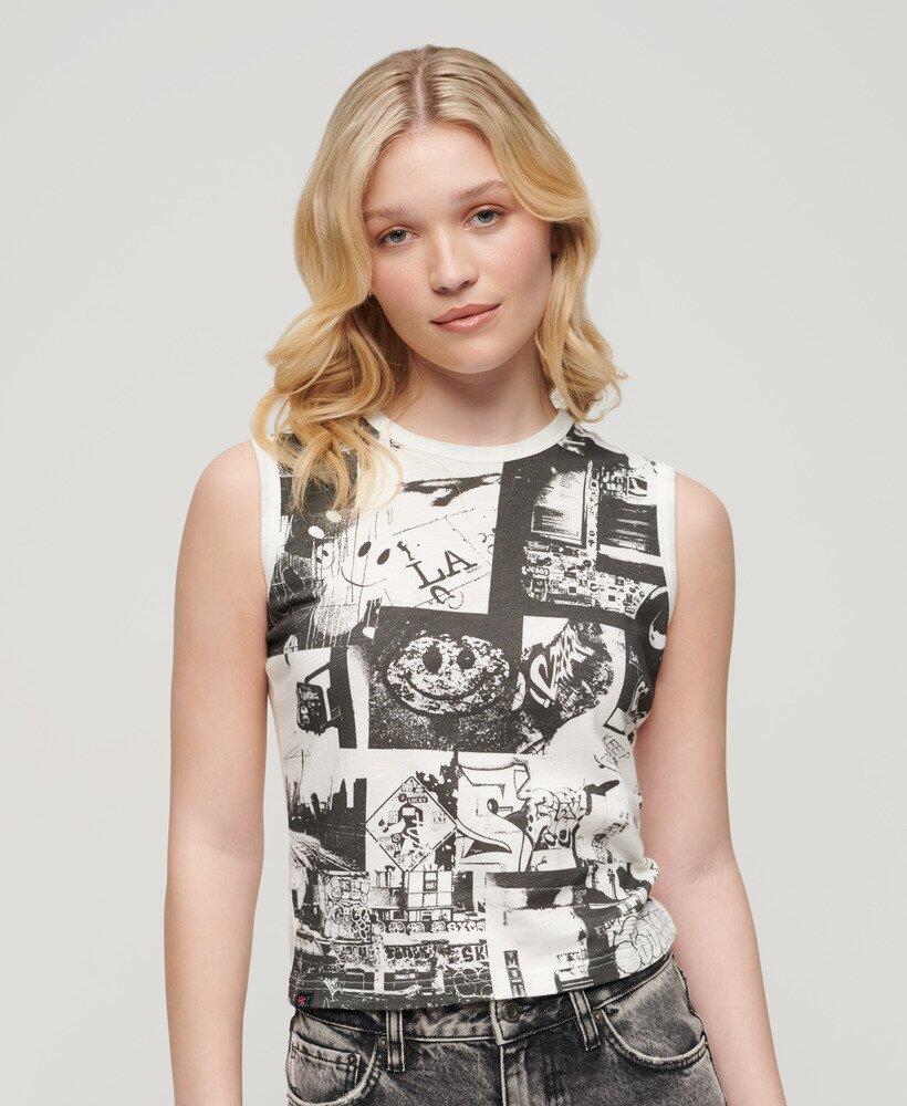 SUPERDRY picture