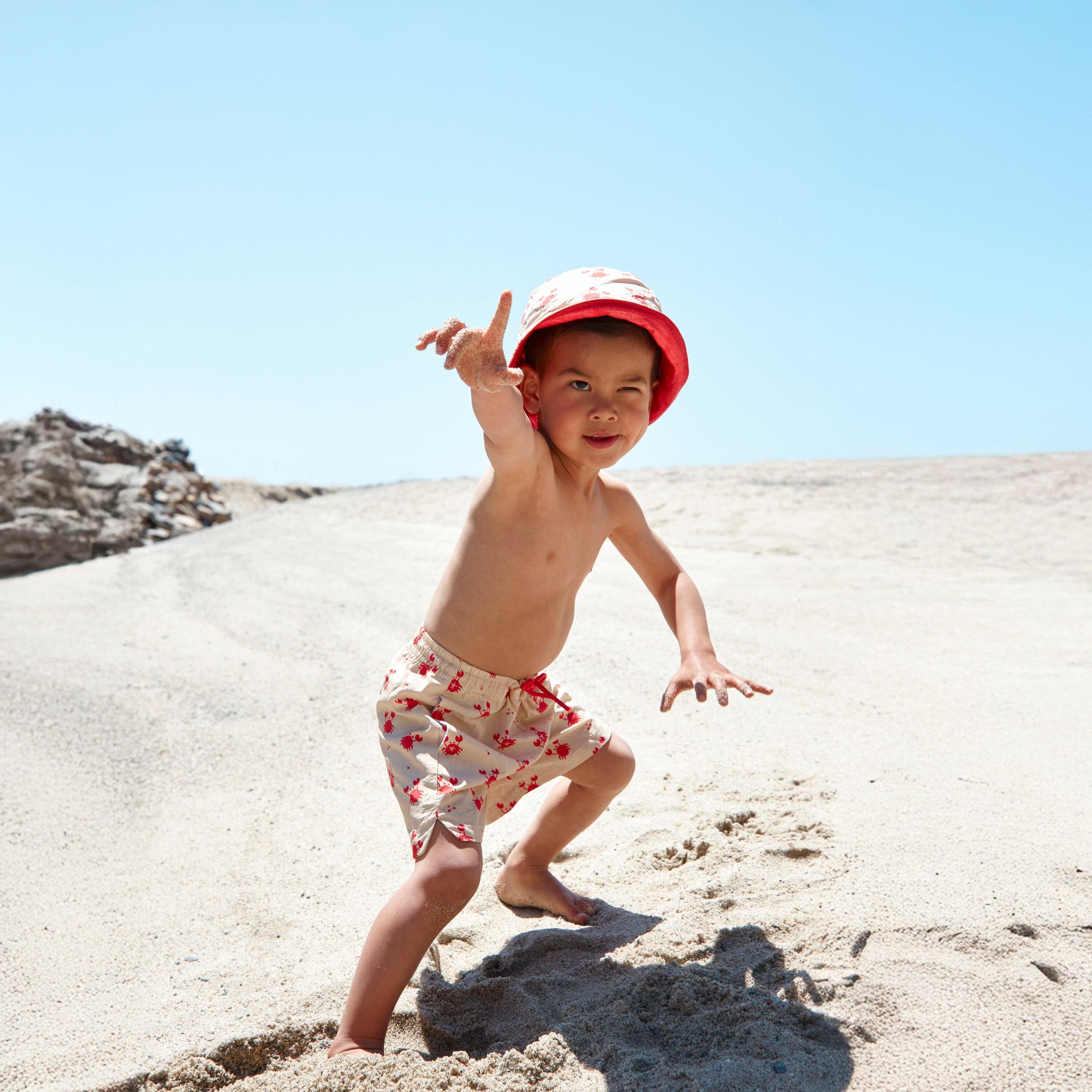Swim Essentials | Sombrero de sol UV reversible beige/rojo con cangrejos 5/6