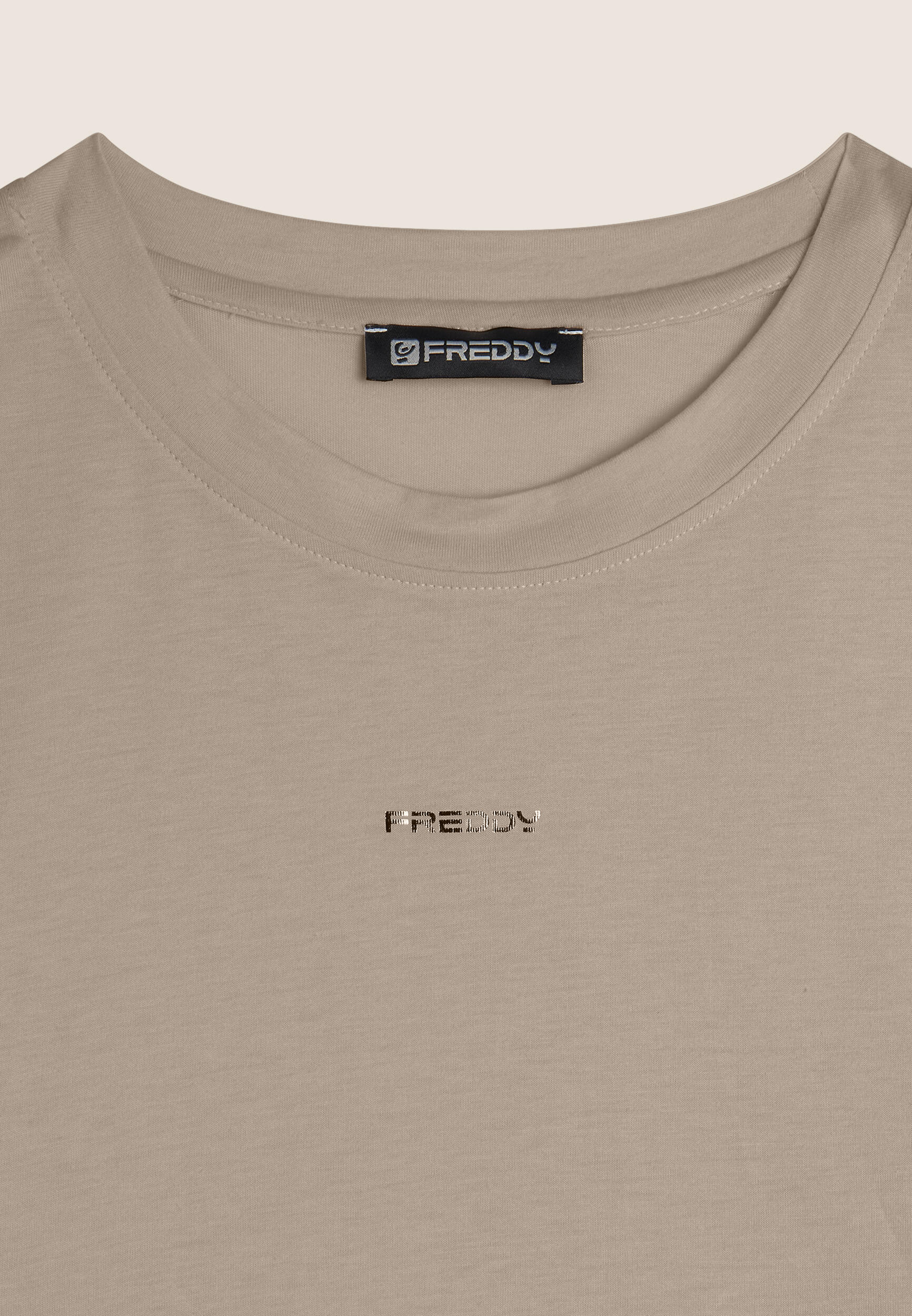 T-shirt court en jersey avec manches à effet de soie 3/3