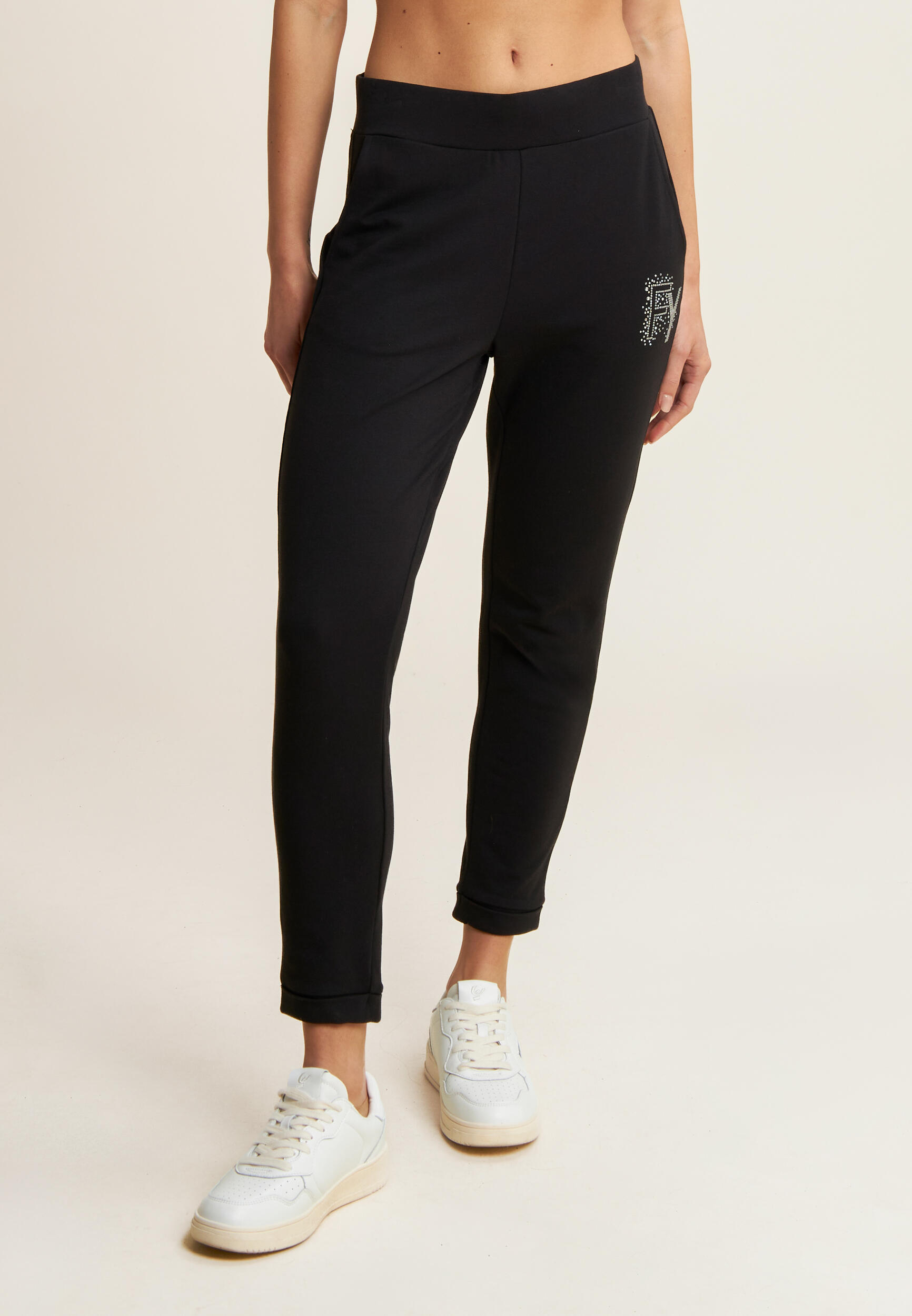 Pantaloni 7/8 con Risvolto e Strass 2/5