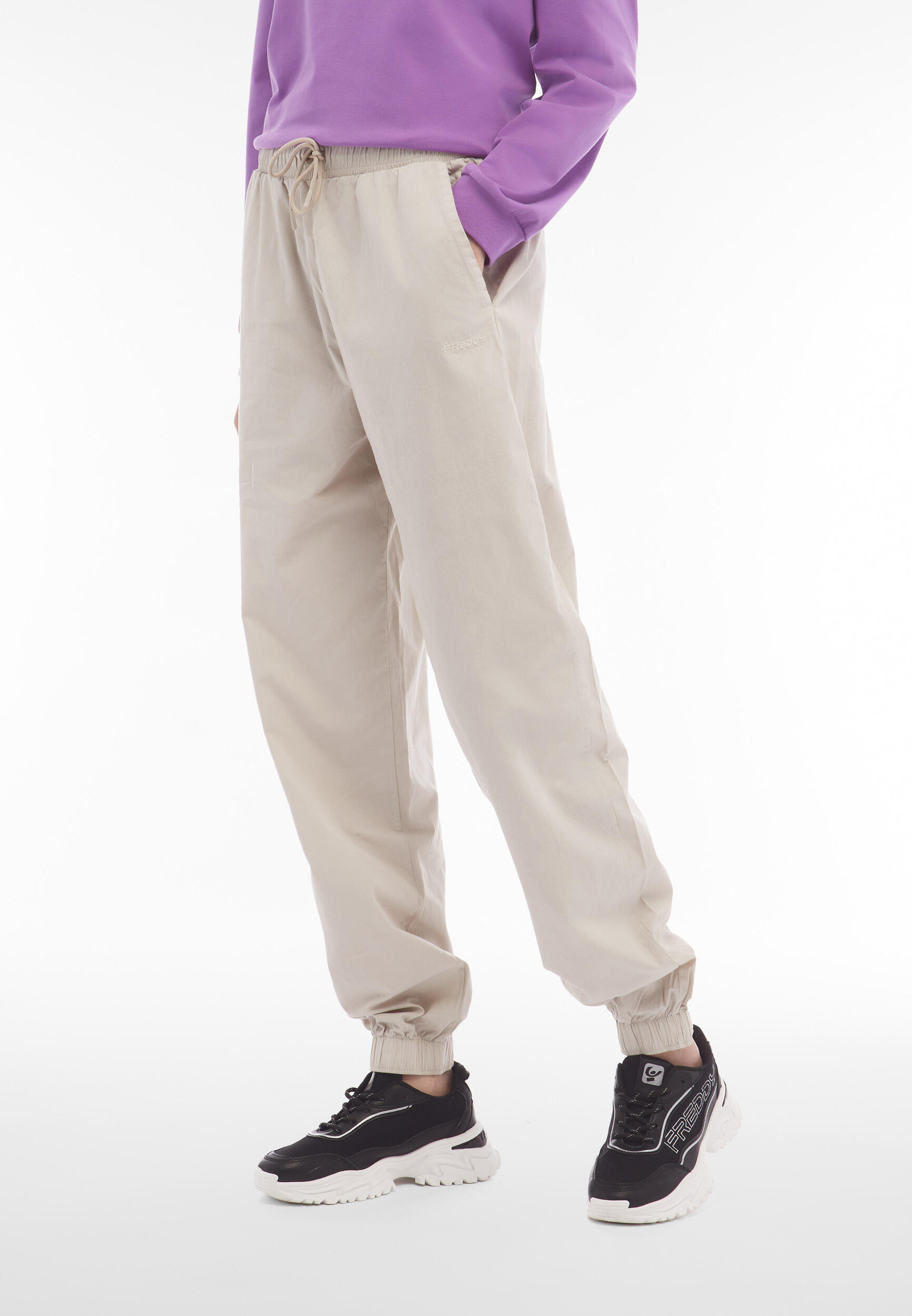 Pantaloni joggers donna in tessuto popeline tinto in capo 2/5