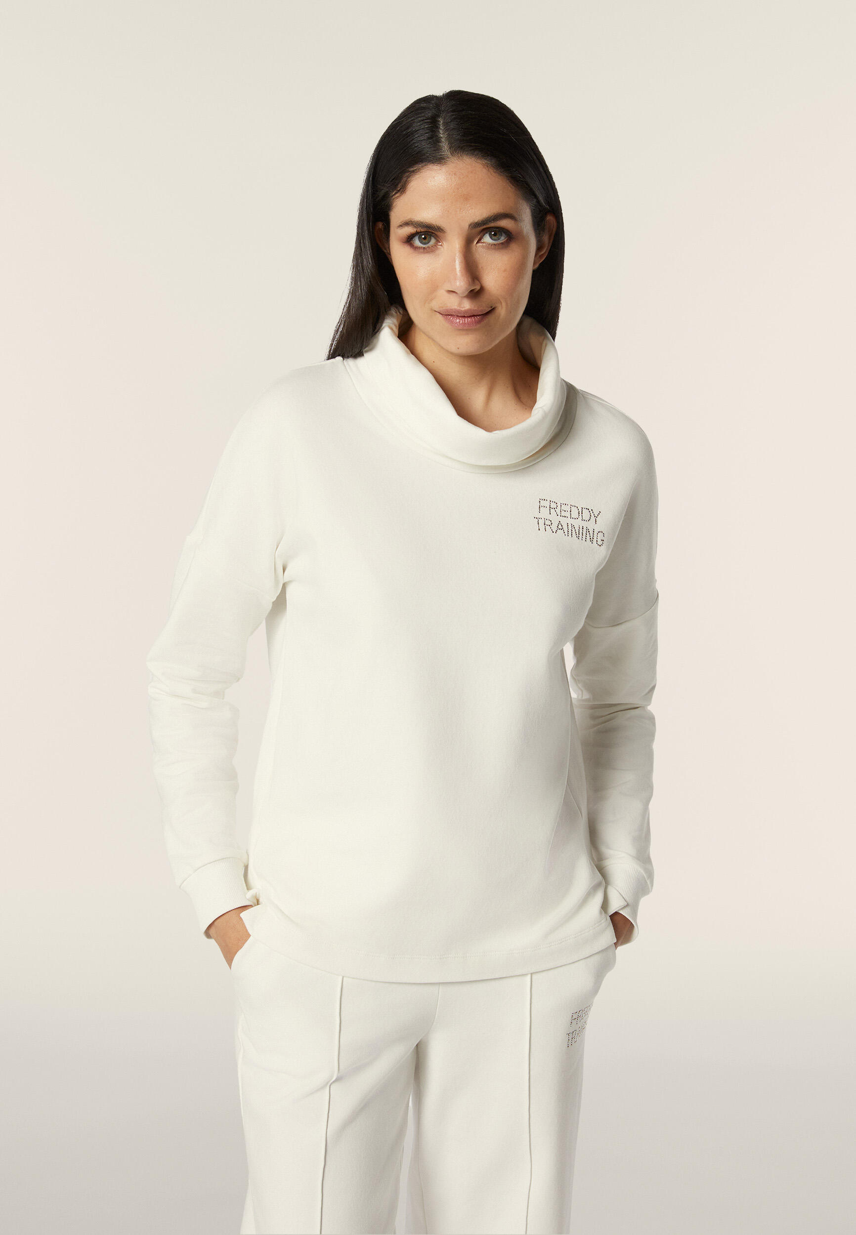 Felpa donna comfort fit con collo a tubo 2/5