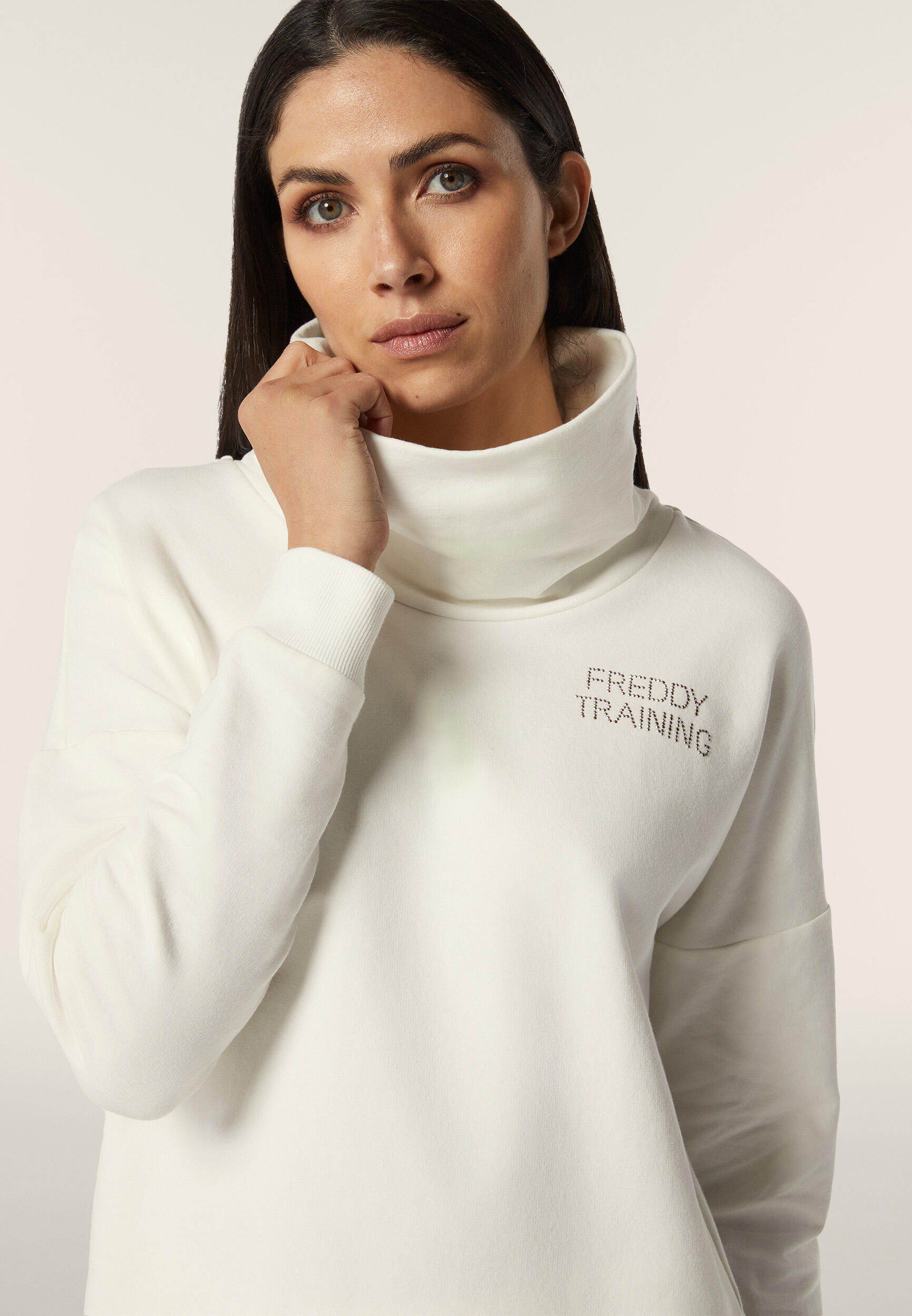 Felpa donna comfort fit con collo a tubo 4/5