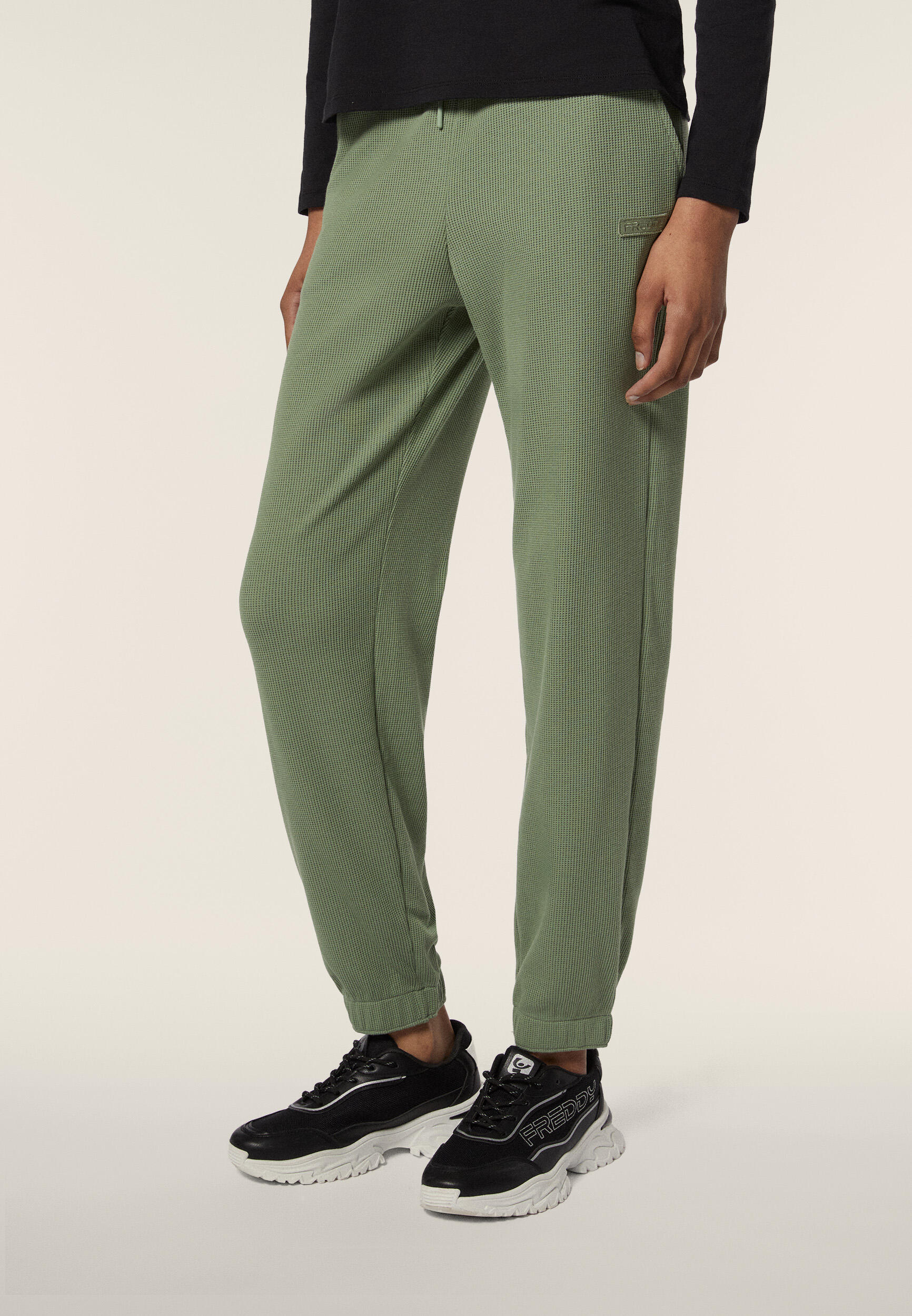Pantaloni joggers da donna in tessuto jersey waffle 2/5