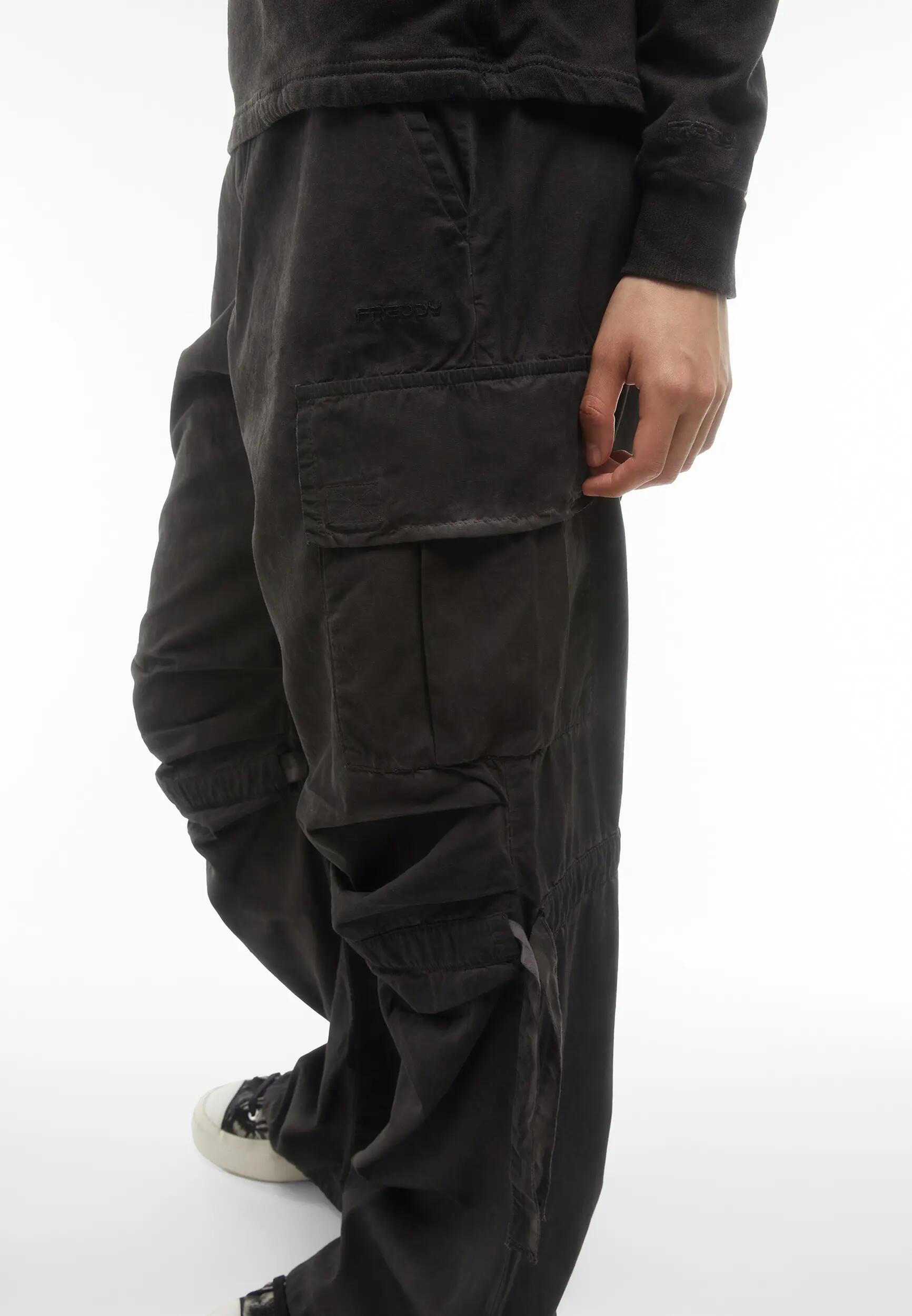 Pantalon cargo pour femmes en popeline à effet usé 4/7