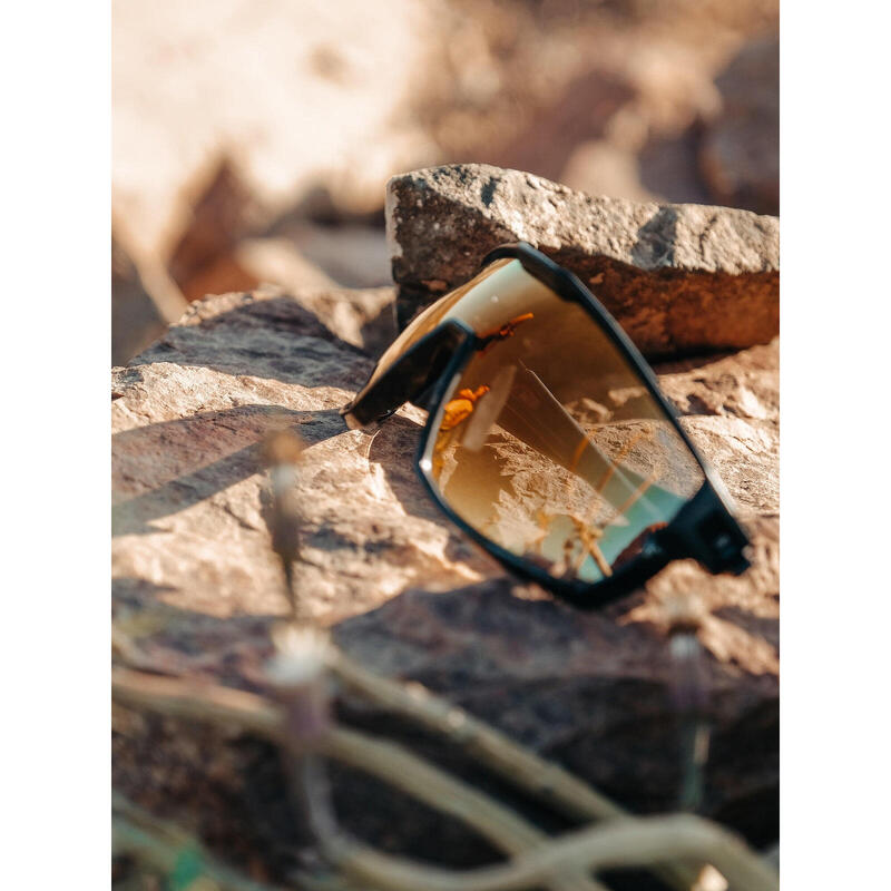 Okulary fotochromowe JULBO RUSH - czarny | Reactiv Light Amplifier Cat 1-3