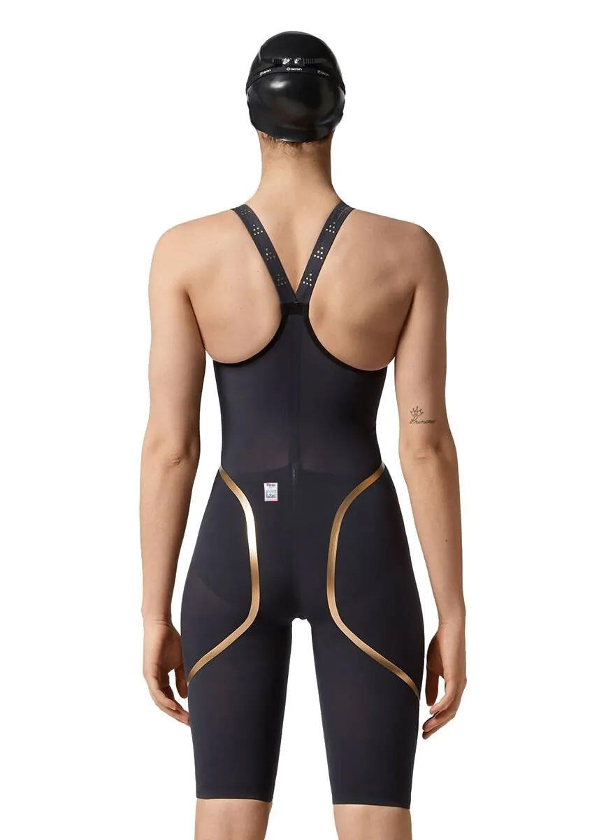 Akron Venom Hero Womens Closedback Kneesuit 3/3