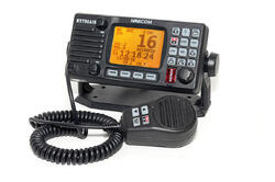 VHF fixe RT750 avec récepteur AIS et NMEA2000