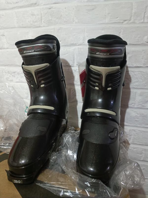 Tussen Particulieren - Skischoenen 2/2