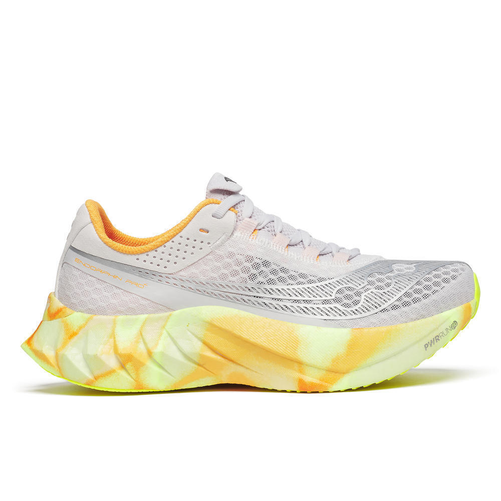 SAUCONY picture