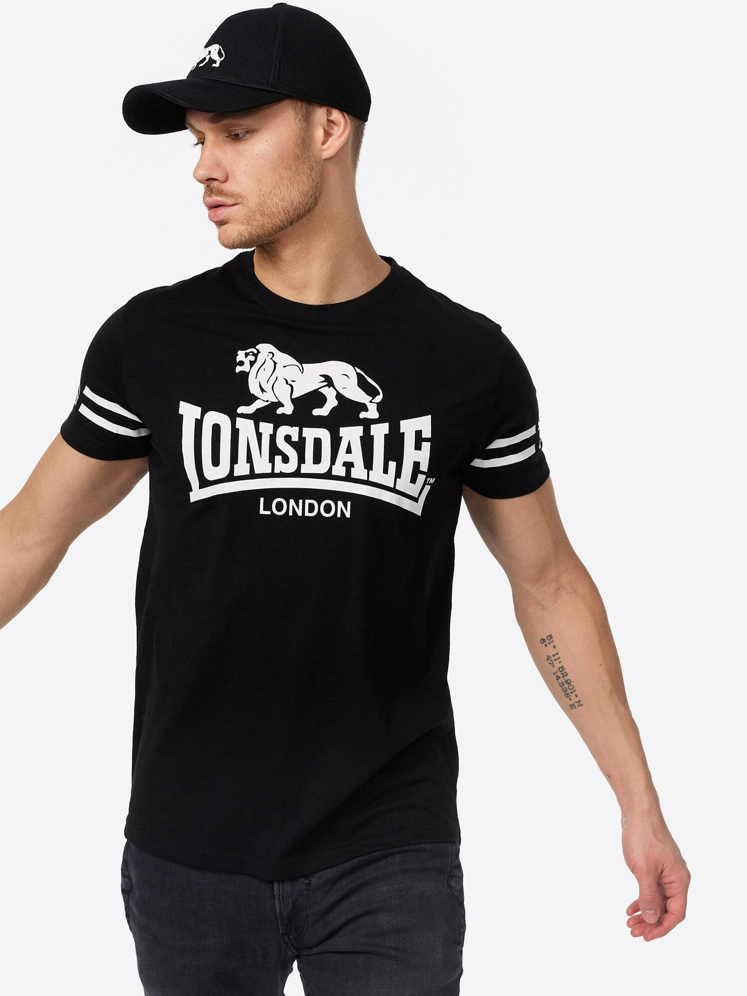 LONSDALE T-shirt homme Lonsdale noire.