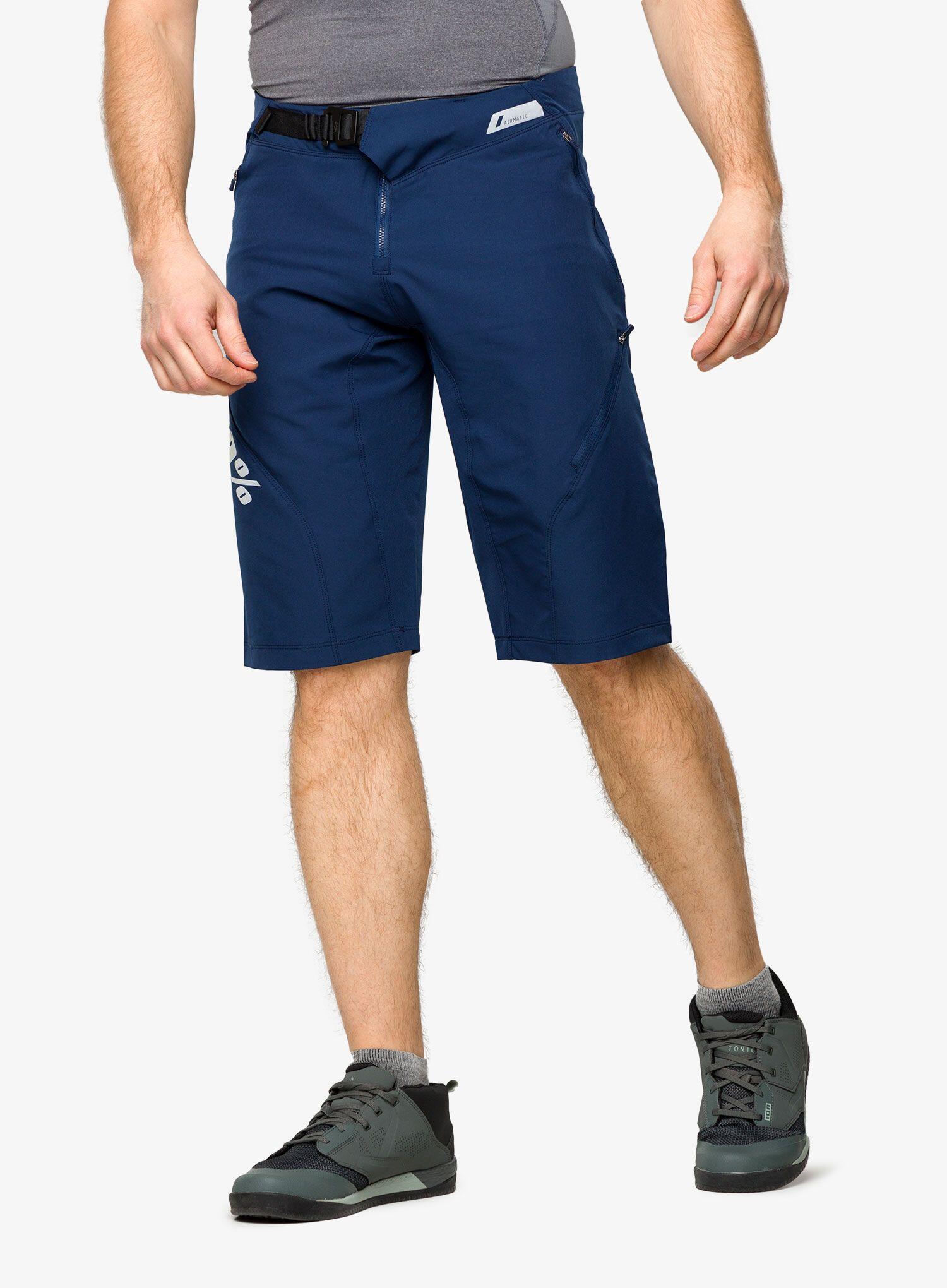 Pantalón corto AIRMATIC Azul marino 3/7