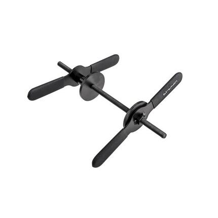 Outil d'emmanchement pour tournevis de loisirs