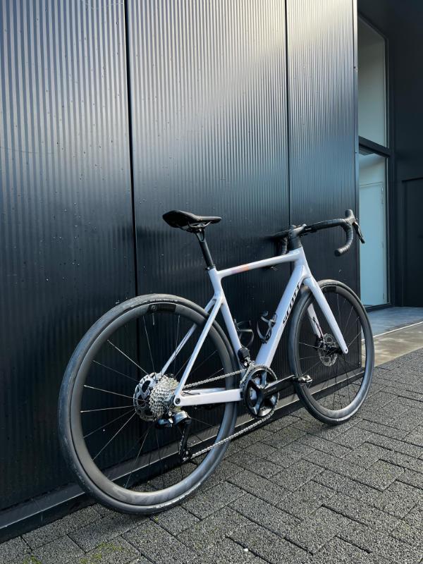 Tussen Particulieren - SCOTT ADDICT 30 2/3