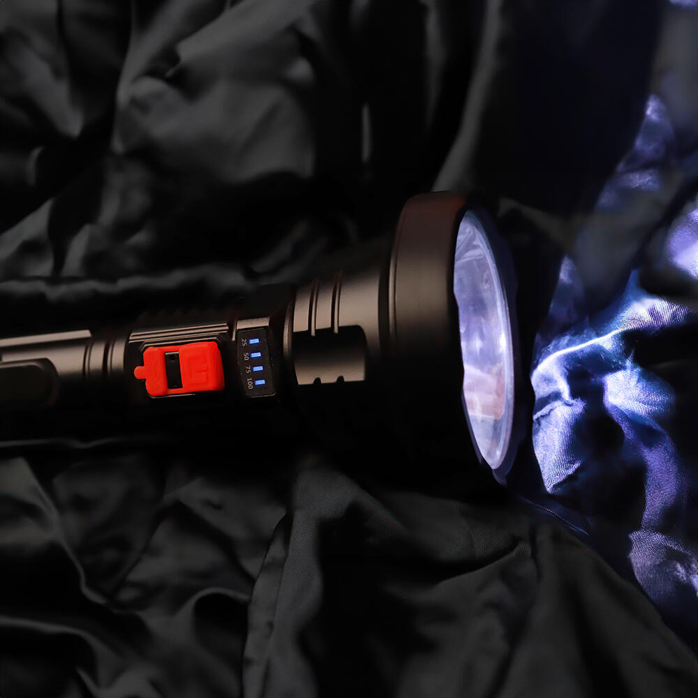 LED svítilna 1800mAh 600lm FLF-04 7/7