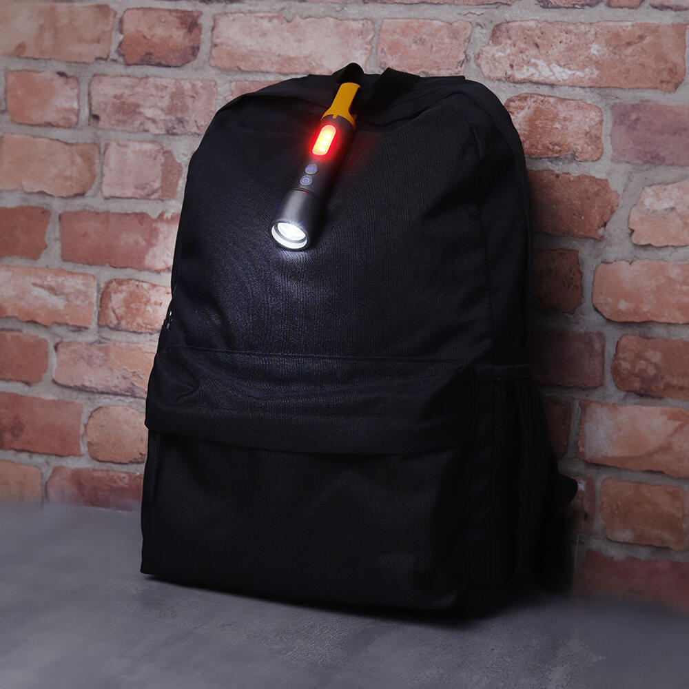 LED svítilna 1800mAh 600lm FLF-04 5/7