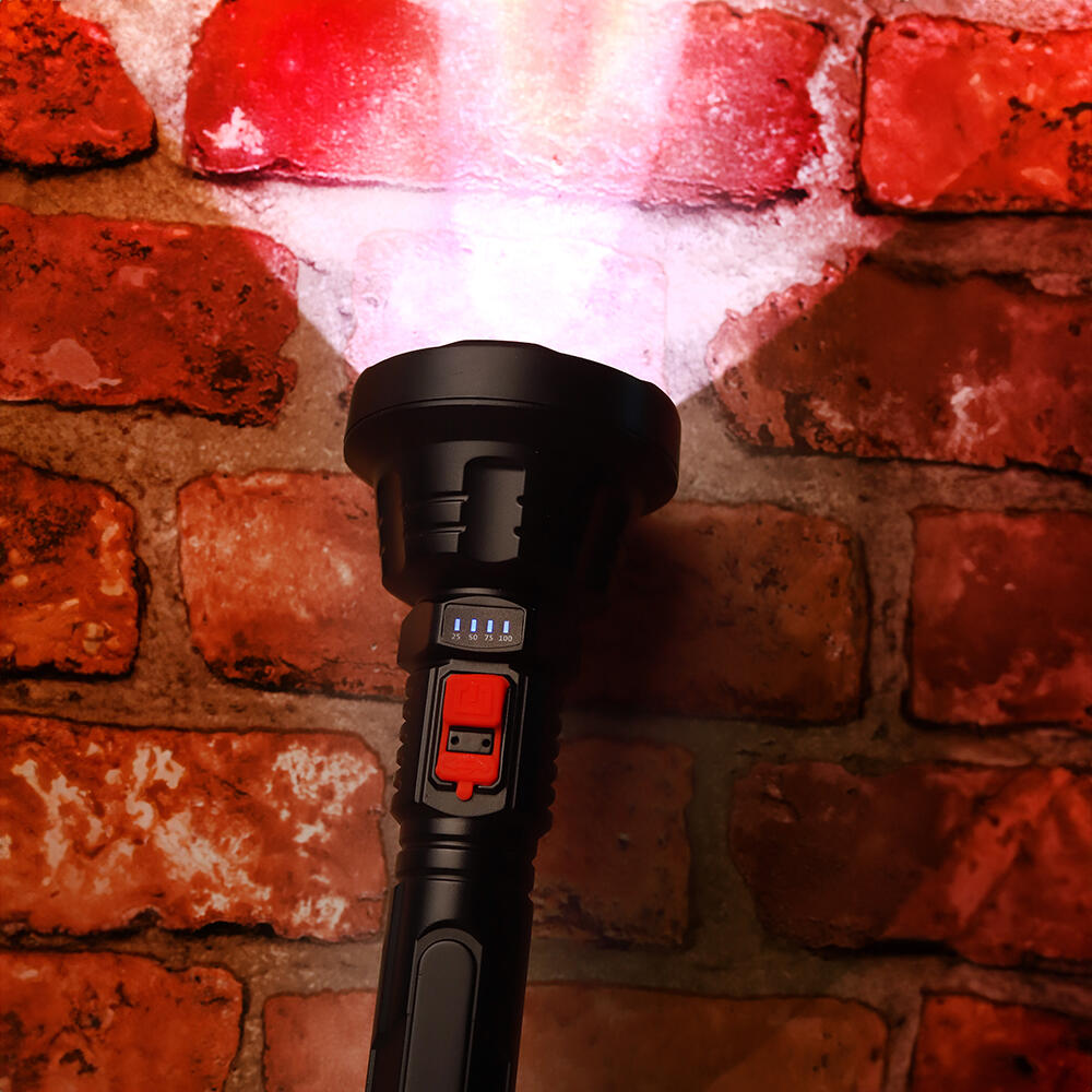 LED svítilna 1800mAh 600lm FLF-04 6/7