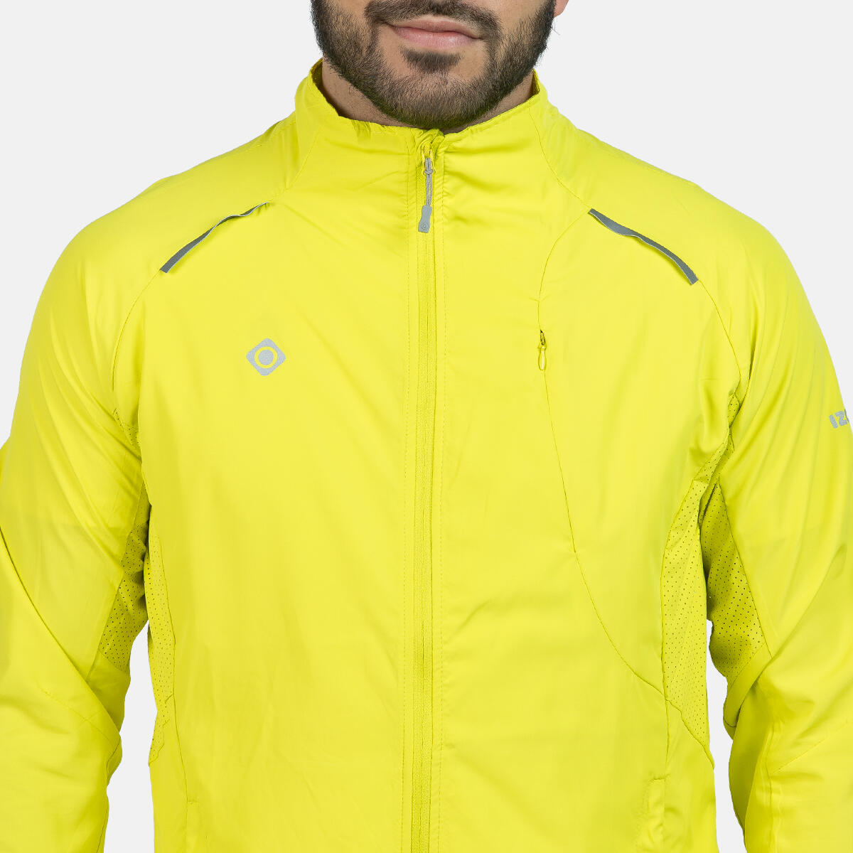 Izas Casaco de corrida e trekking BREZEL leve e funcional - AWPS , tecido DRY e 5/5