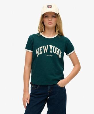 Aansluitend t-shirt ath ess ringer van biologisch katoen.