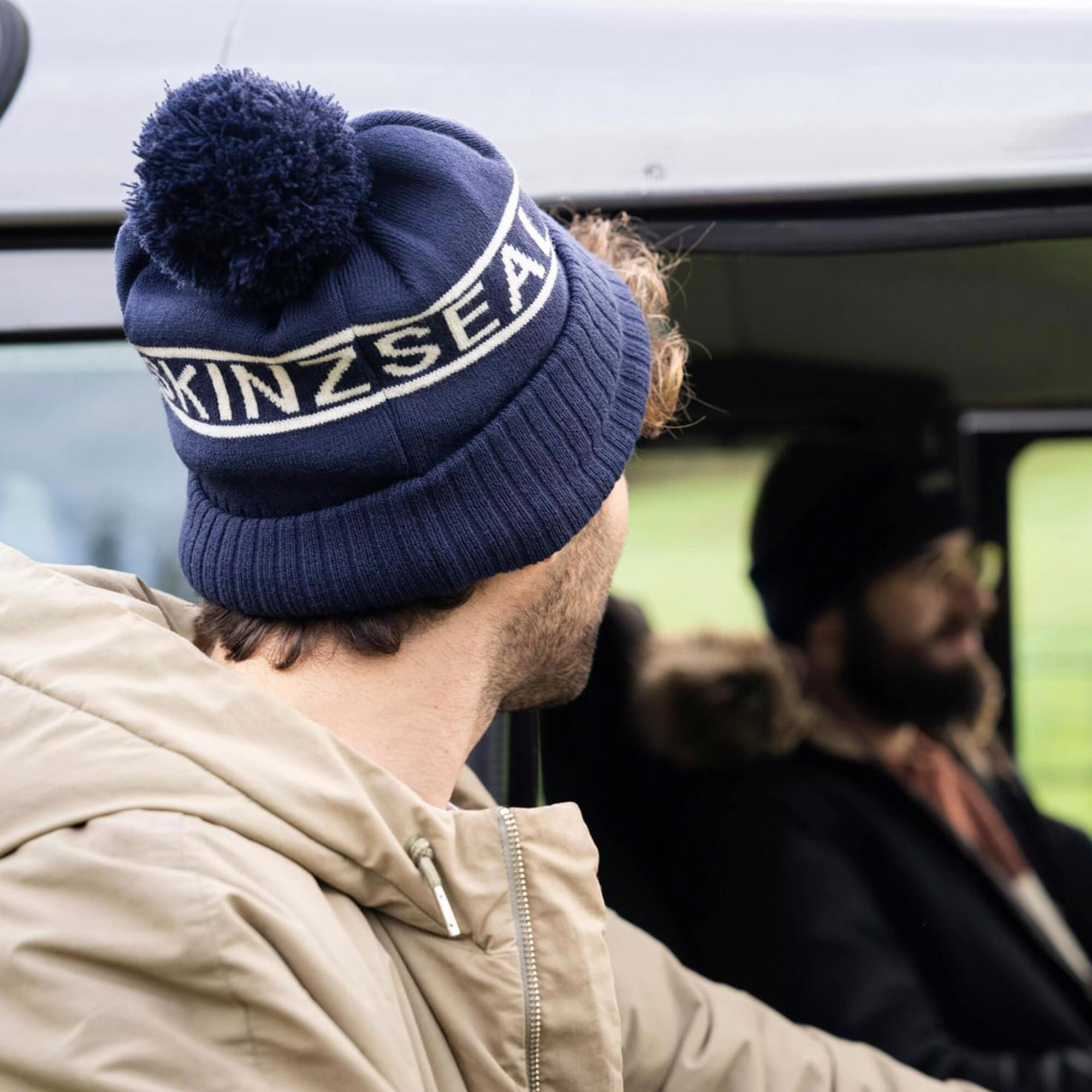 Mens & Ladies Waterproof Cold Weather Icon Bobble Hat 5/5