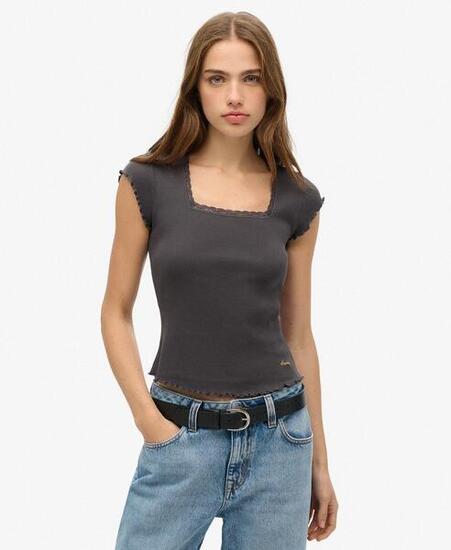 Tee-shirt col carré essentiel à manches courtes