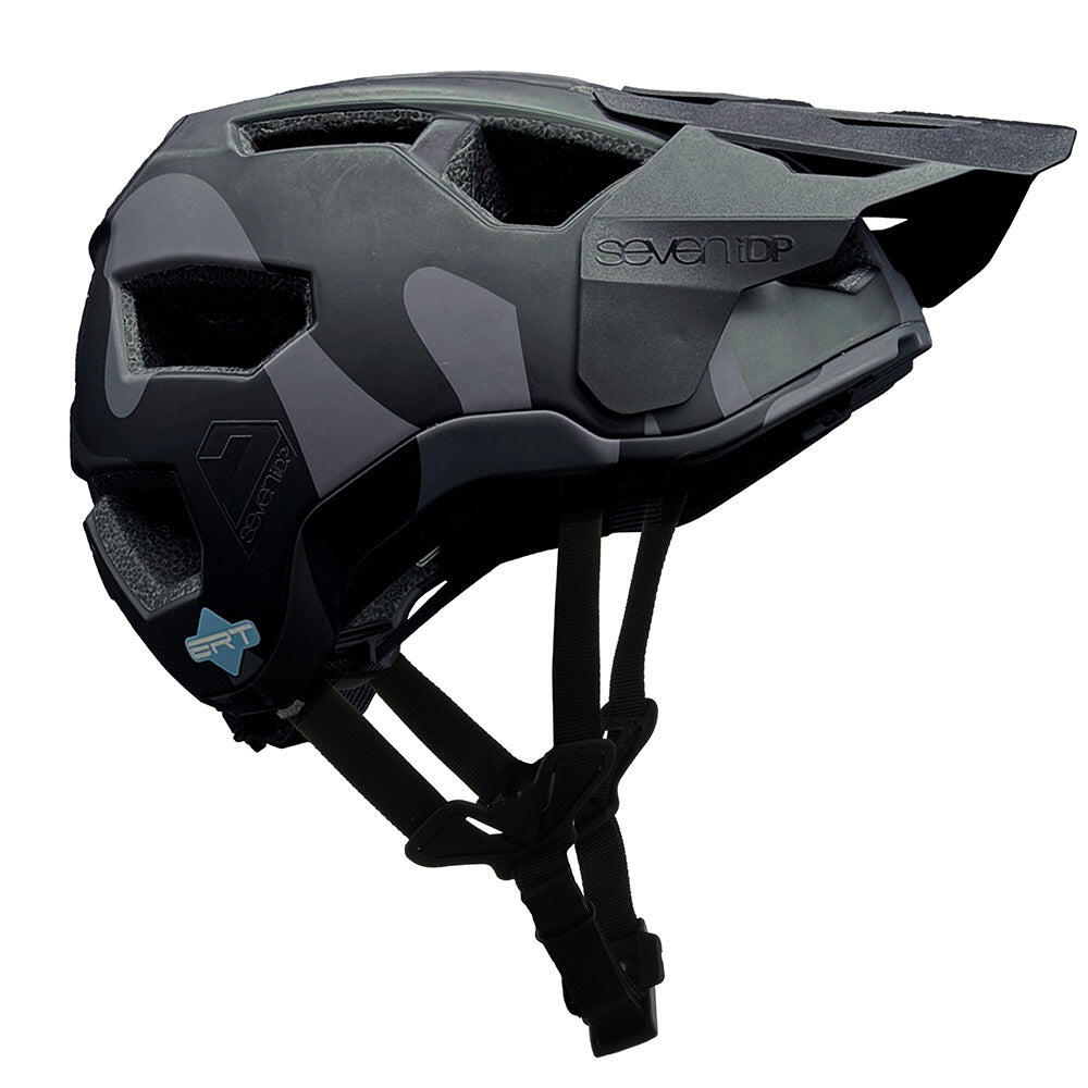 7IDP Project 21 Pro Helmet - Matte Black Camo