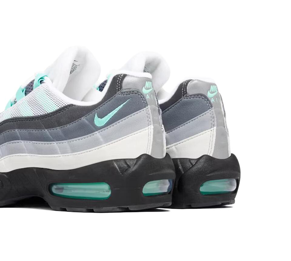 Nike Air Max 95 Hyper Turquoise 3/6