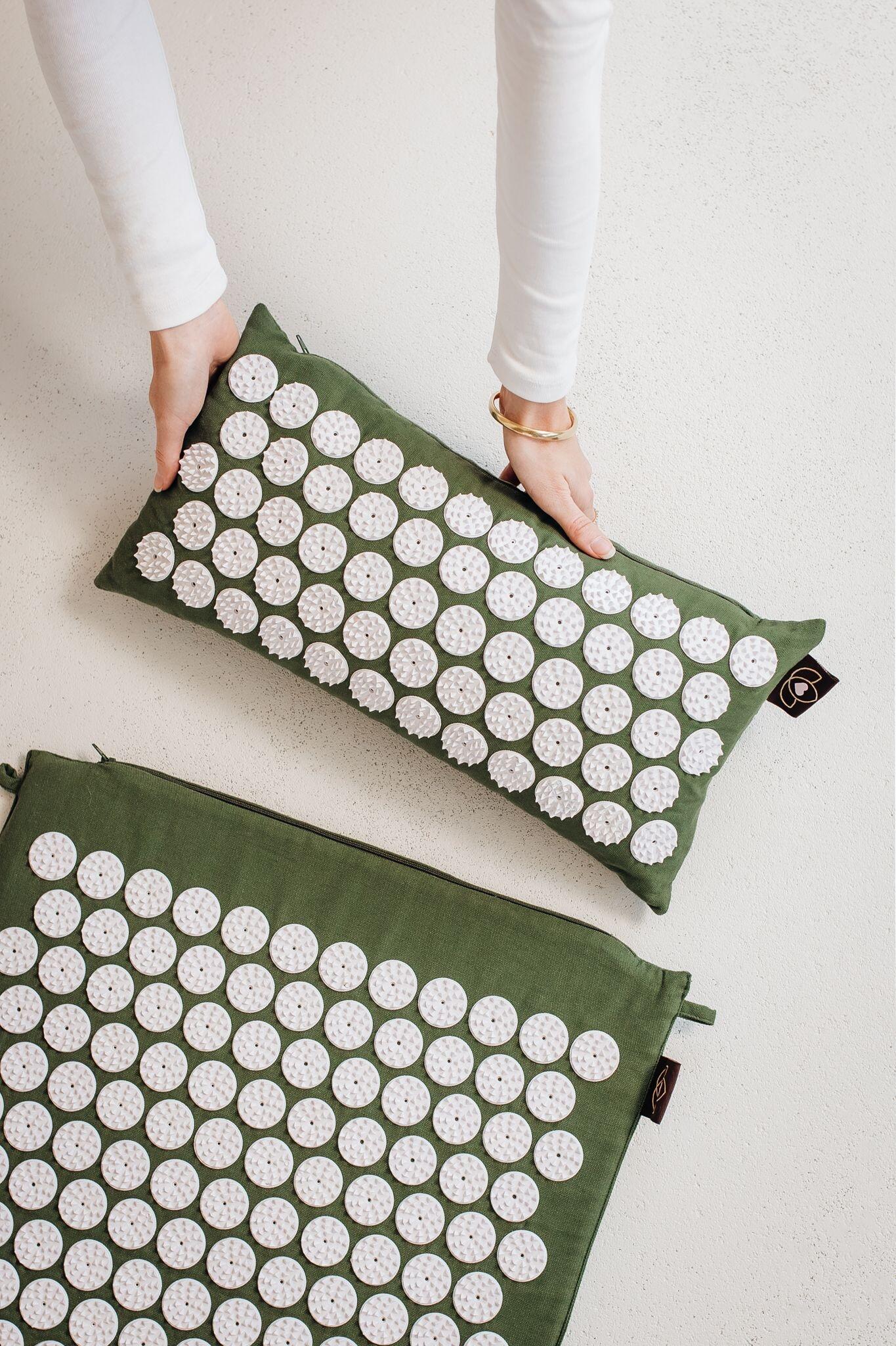 Lotus Spijkermat olijfgroen 2/5