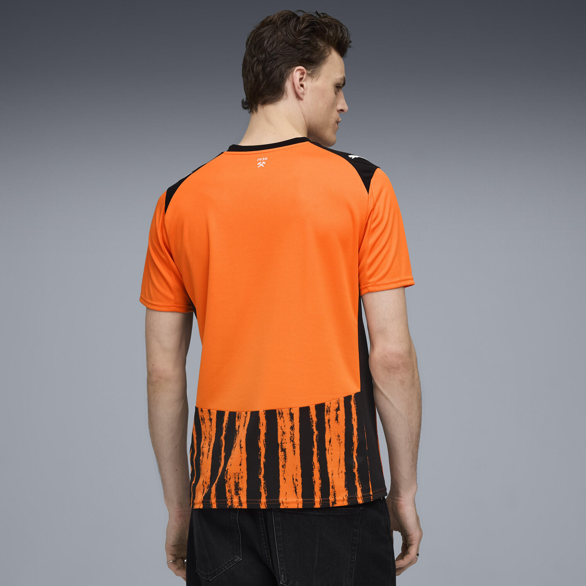 Maillot Home 25/26 FC Shakhtar Donetsk Homme PUMA 5/7