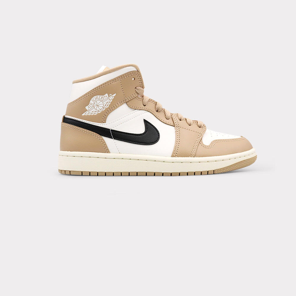 NIKE picture