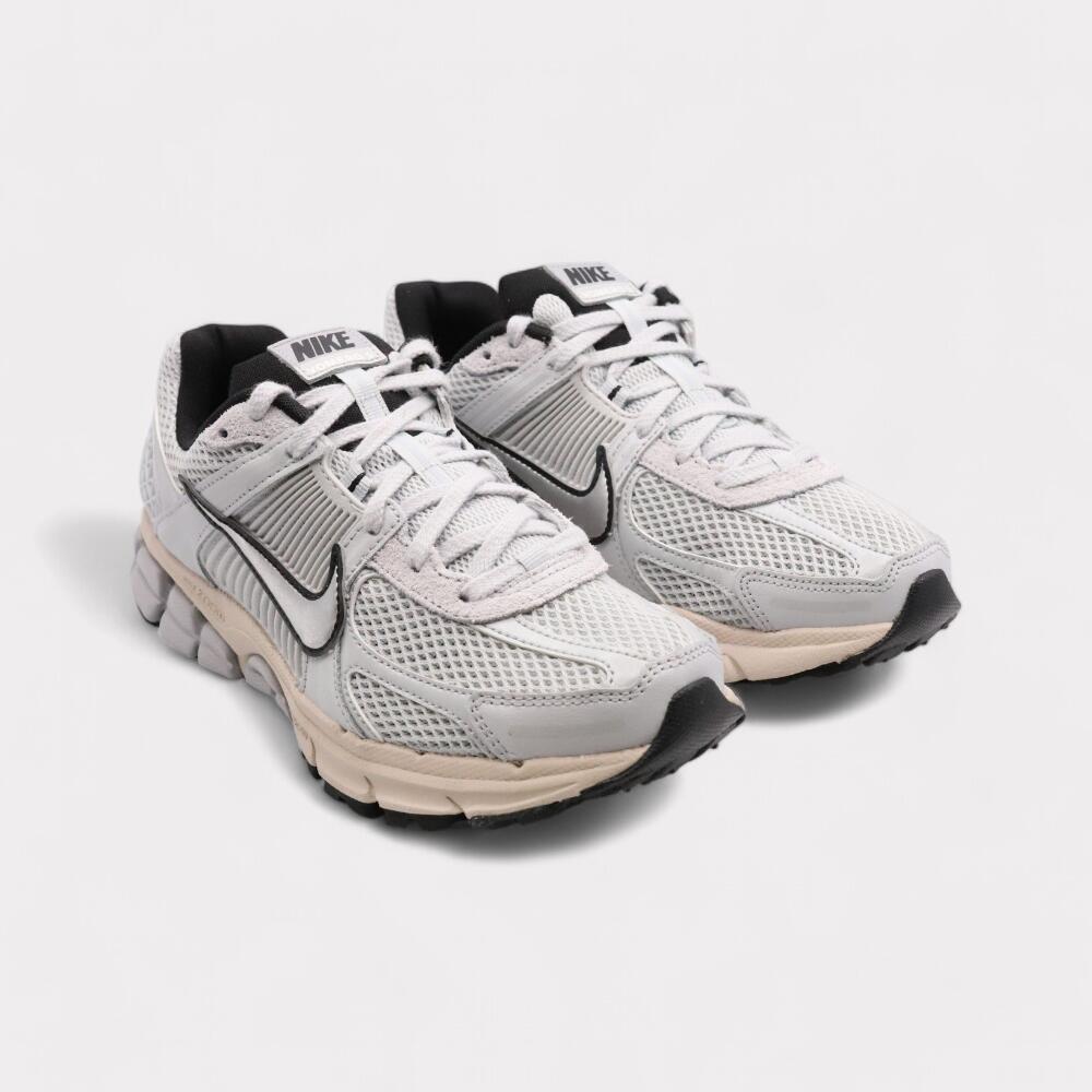 Nike Zoom Vomero 5 - Pure Platinum 3/4