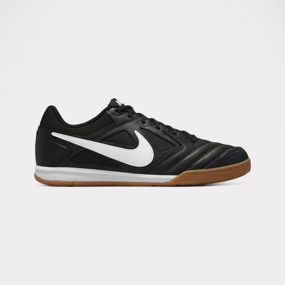 NIKE picture