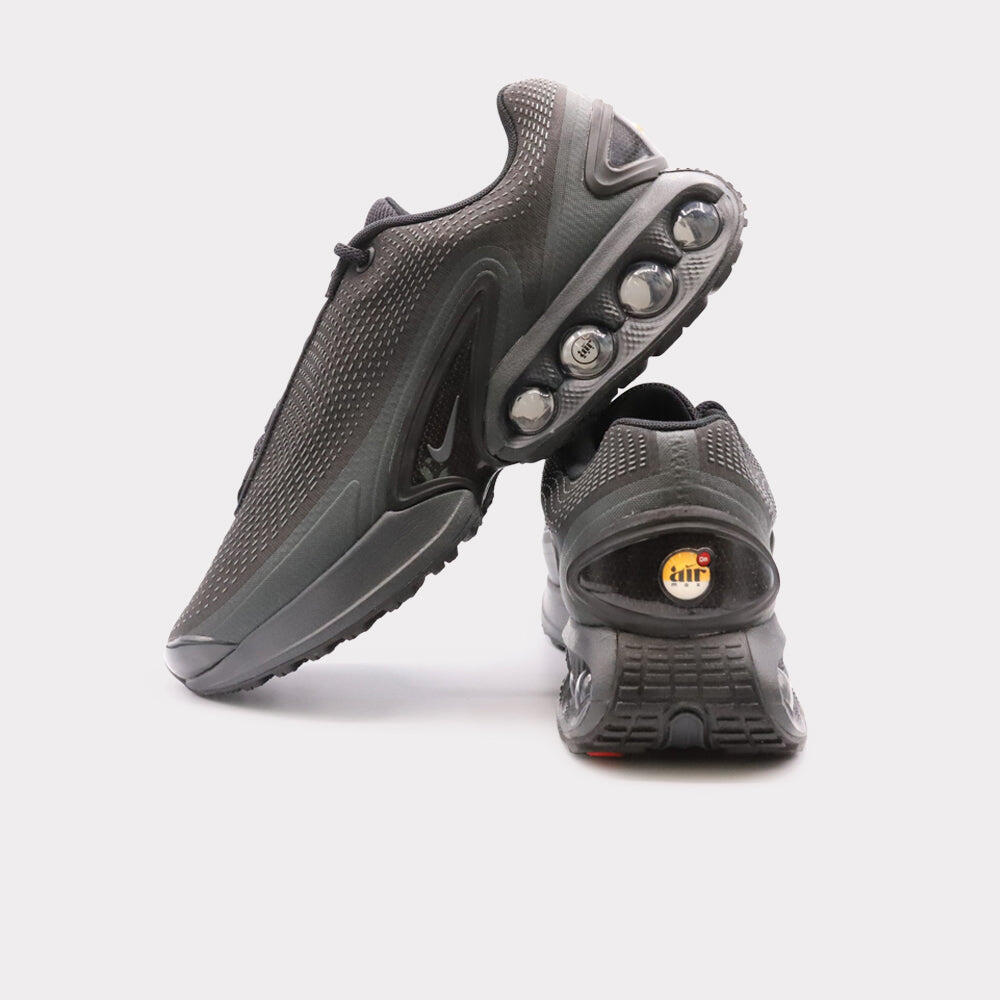 Air Max DN Black Dark Smoke Grey  3/4