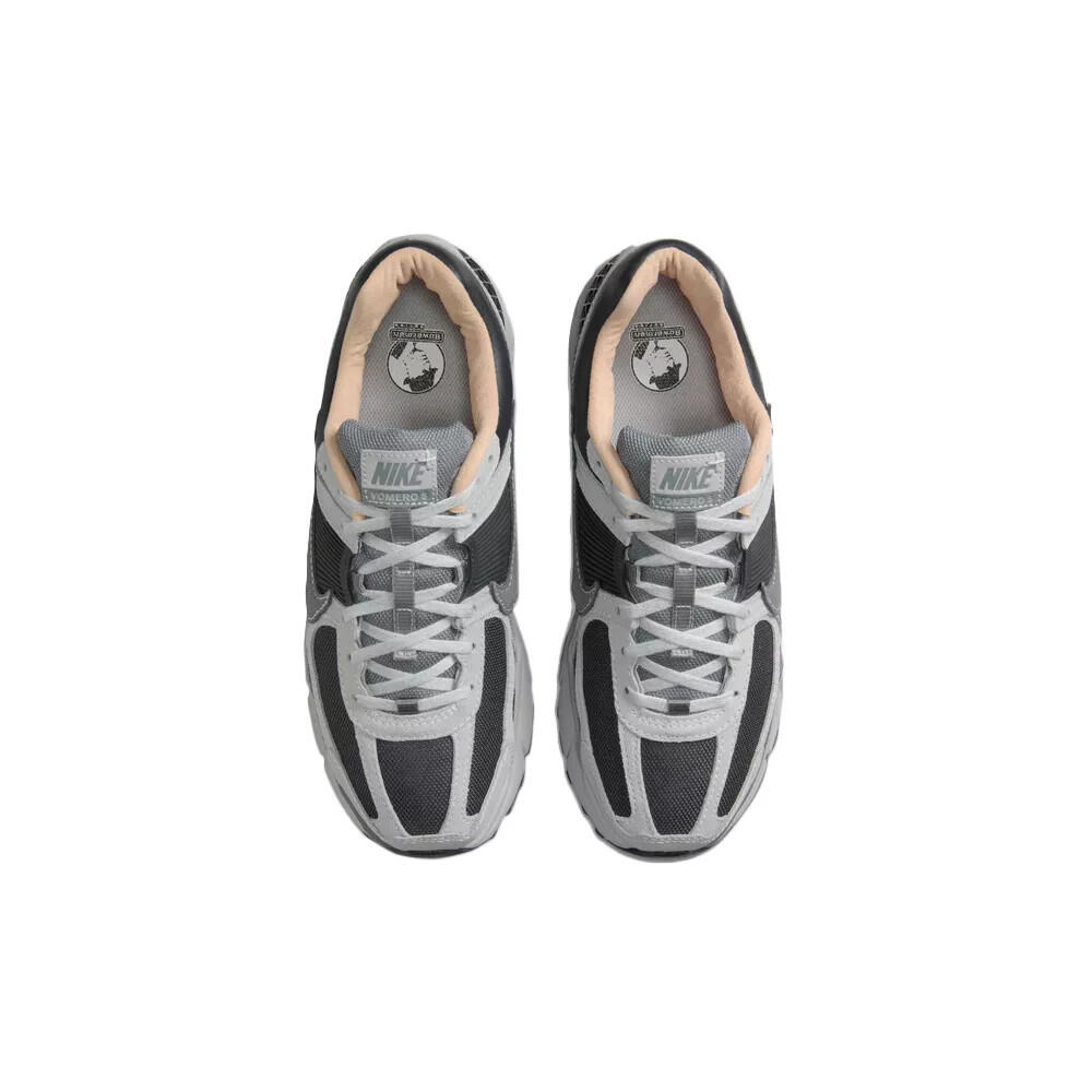 Basket Nike ZOOM VOMERO 5 5/7
