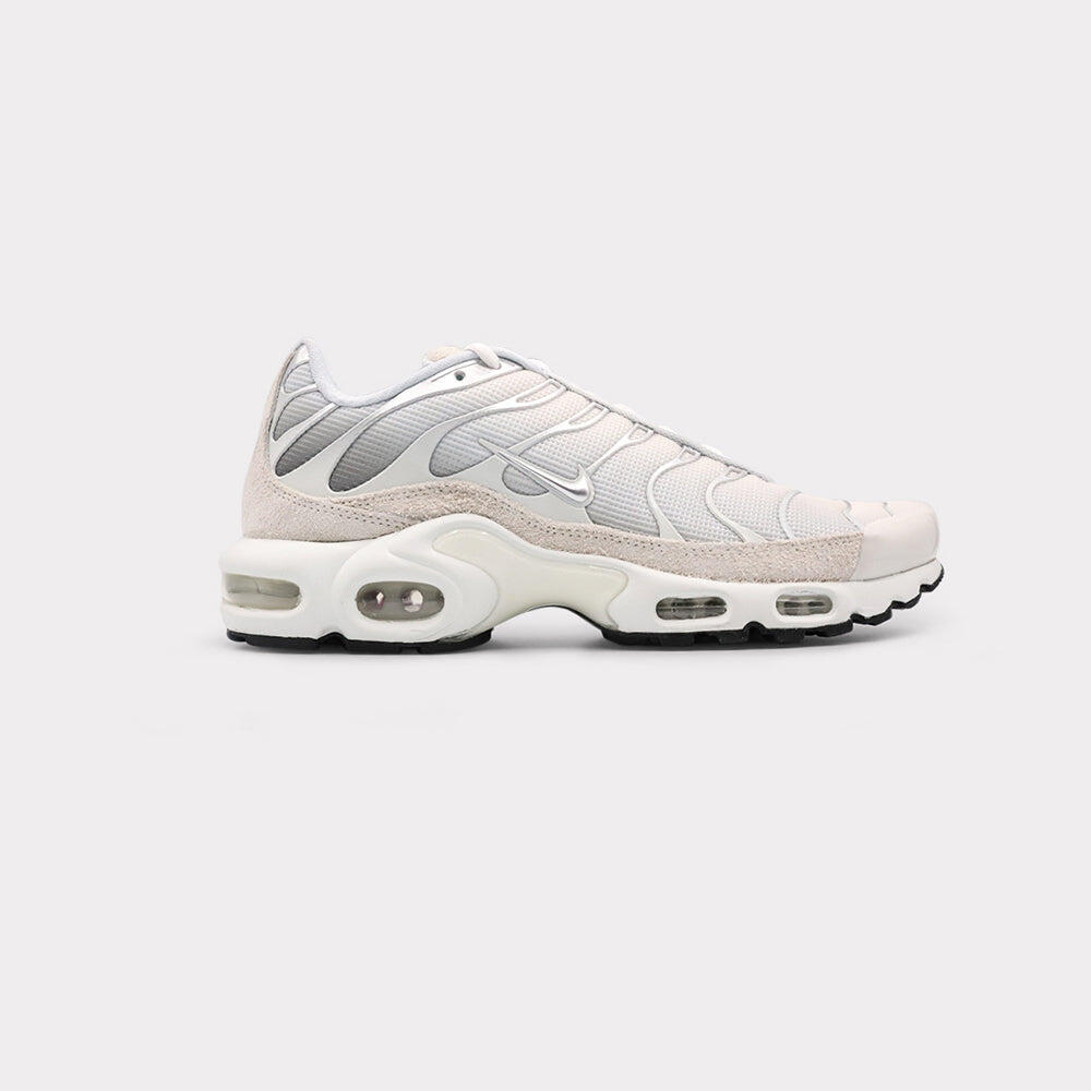 Nike Air Max Plus Pure Platinum 1/5