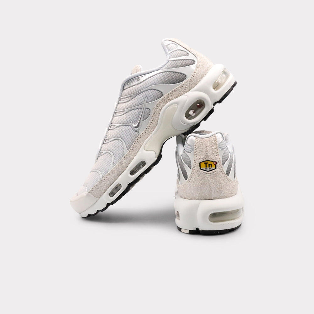 Nike Air Max Plus Pure Platinum 3/5